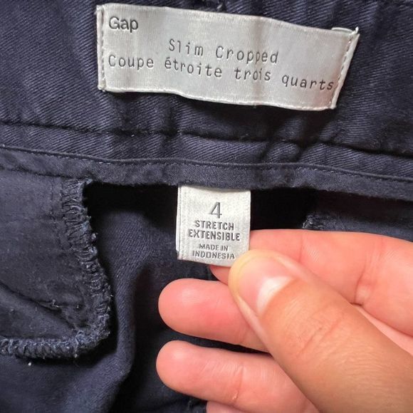 GAP Blue Slim Cropped Khaki Pants (4) - Picture 5 of 7